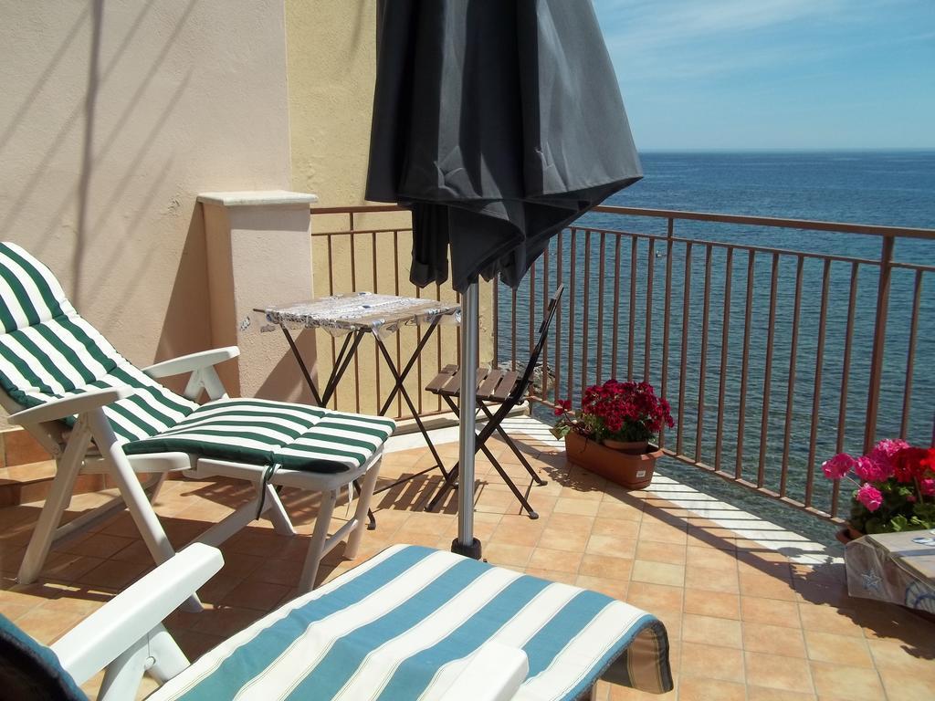 Mare E Monti Villa Giardini Naxos Rom bilde